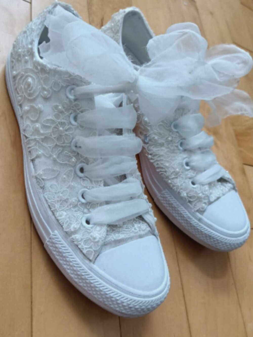Converse Custom Wedding Lace & Pearls Bridal Sneakers Size 9 White - Picture 4 of 16